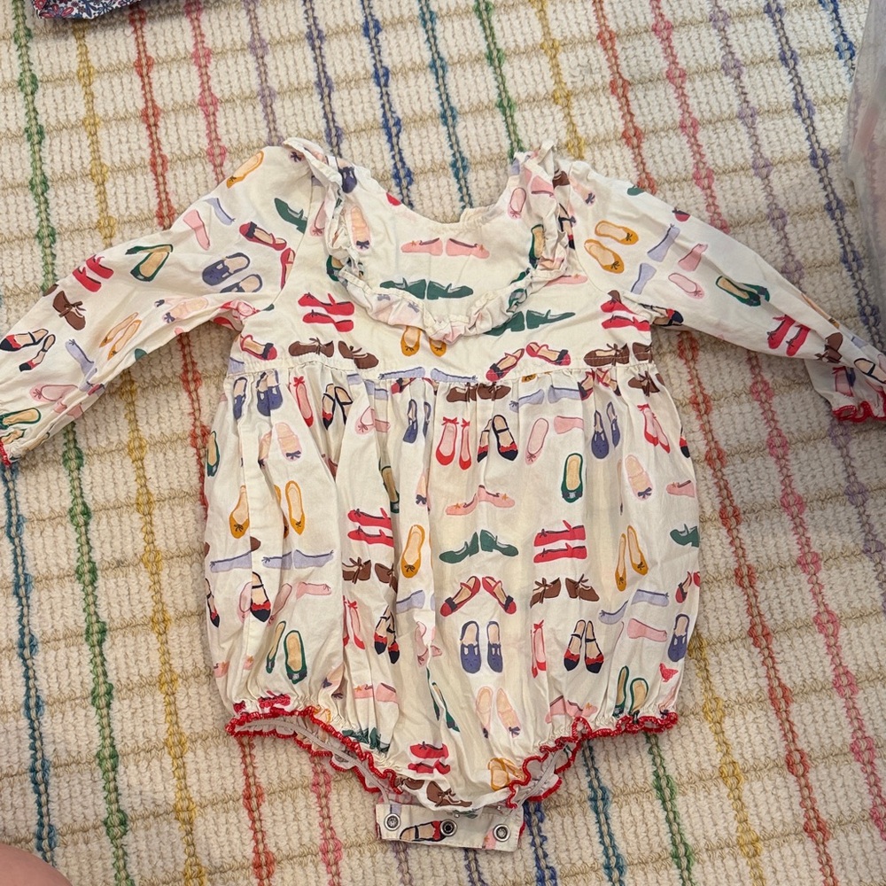 Pink Chicken Shoe print bubble 12-18 months